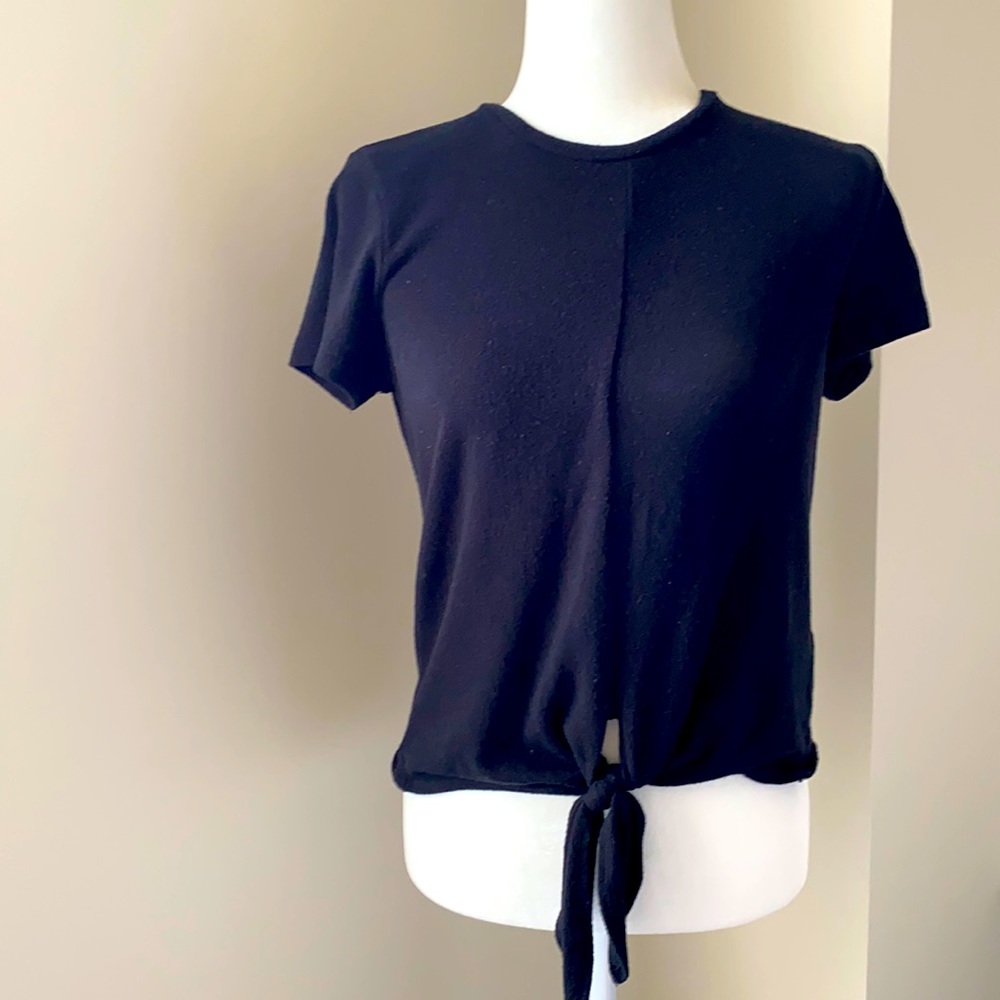 Jolie Black knit ss top